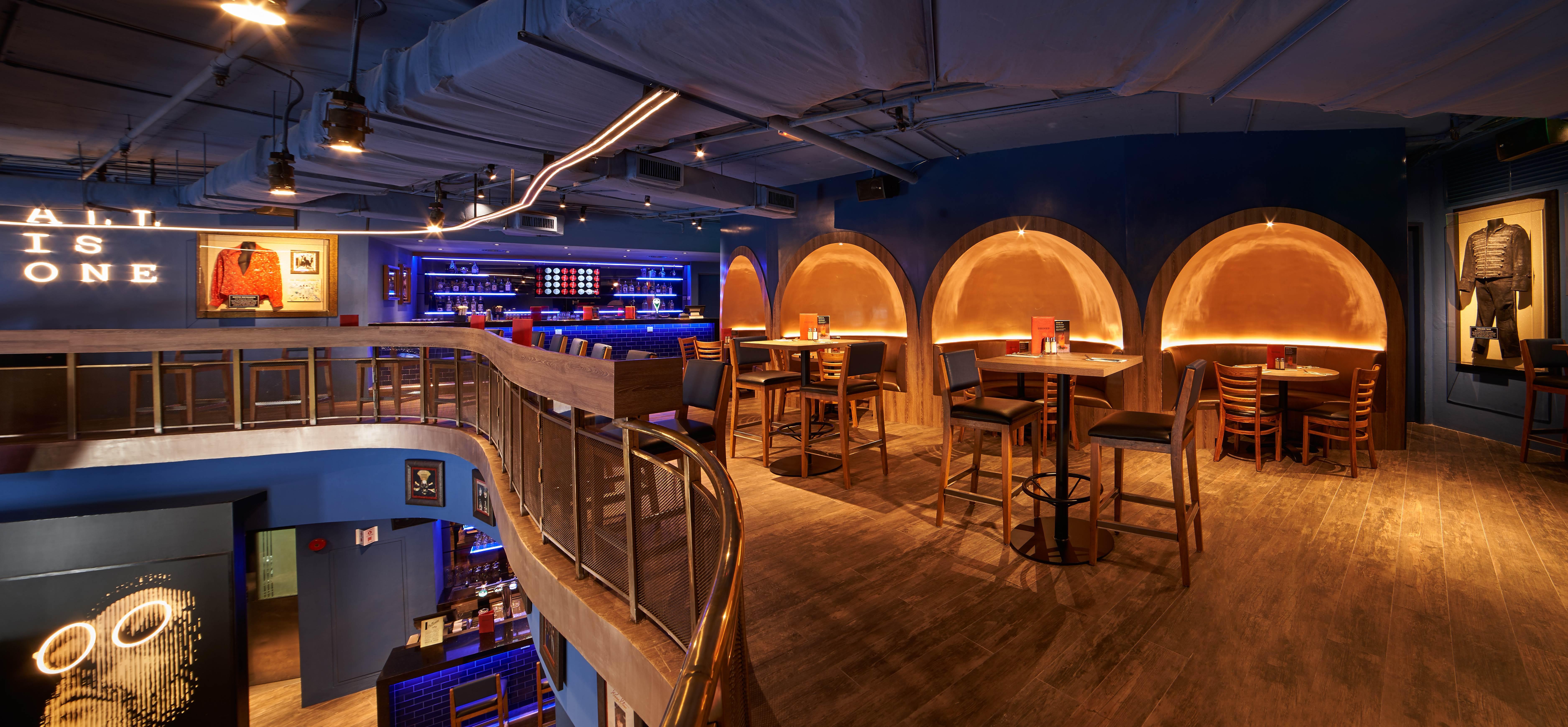 Hard Rock Hotel Penang Batu Feringgi Εξωτερικό φωτογραφία The interior of the bar