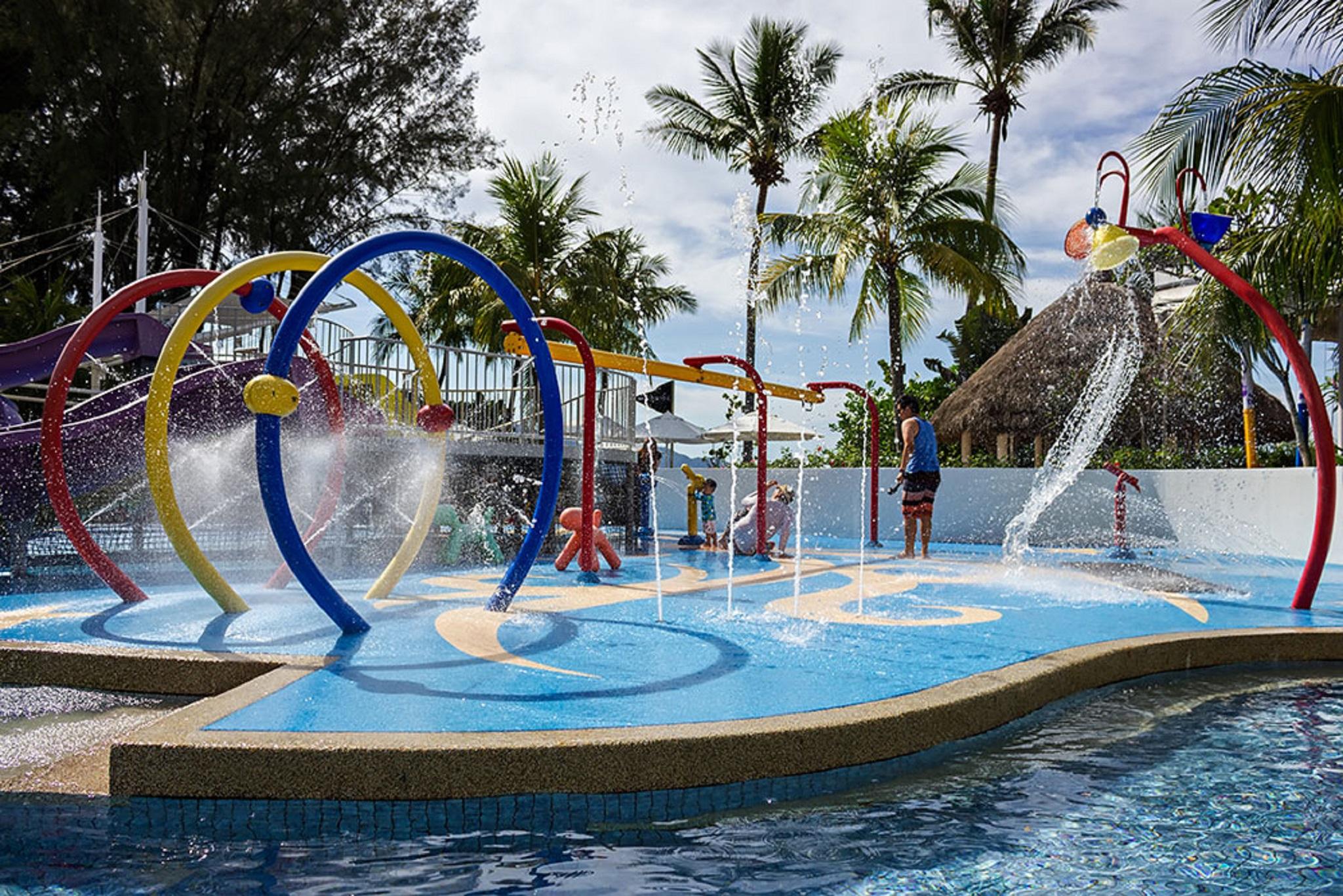 Hard Rock Hotel Penang Batu Feringgi Εξωτερικό φωτογραφία Splash Island